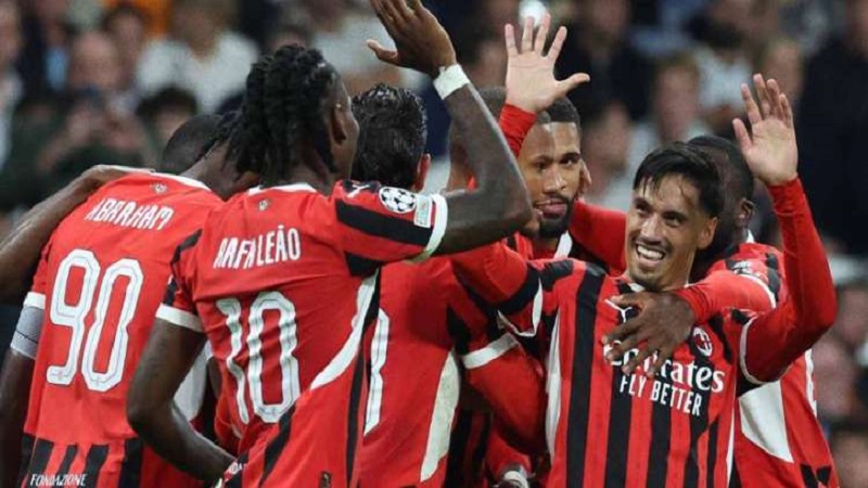 Soi kèo Feyenoord vs AC Milan – 03h00 – 13/02 – Champions League